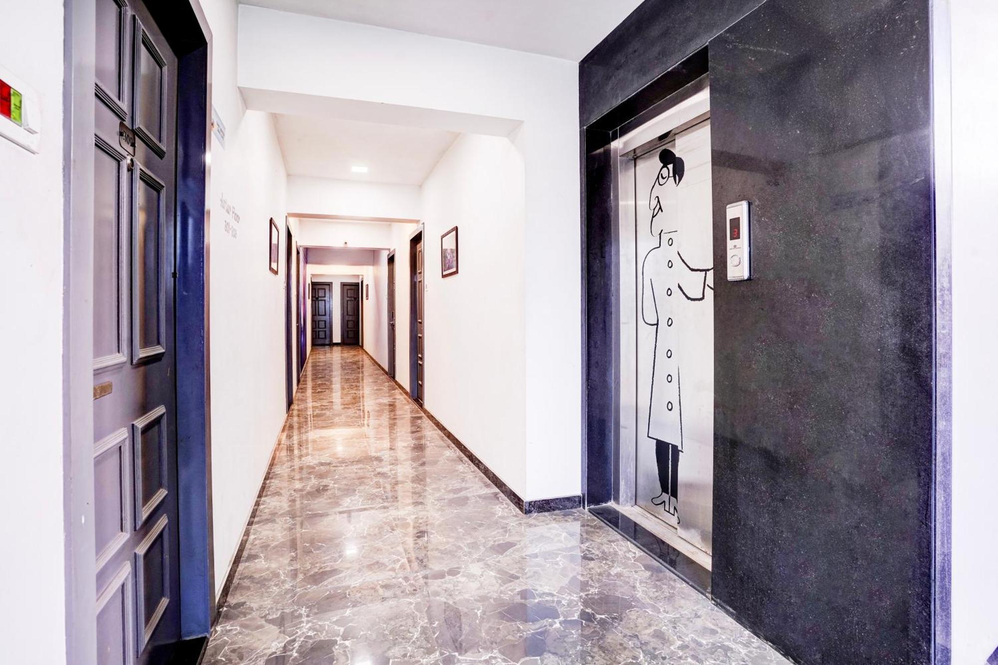 Townhouse Oak Kopar Khairane Navi Mumbai Formerly Ivy Hotel ภายนอก รูปภาพ