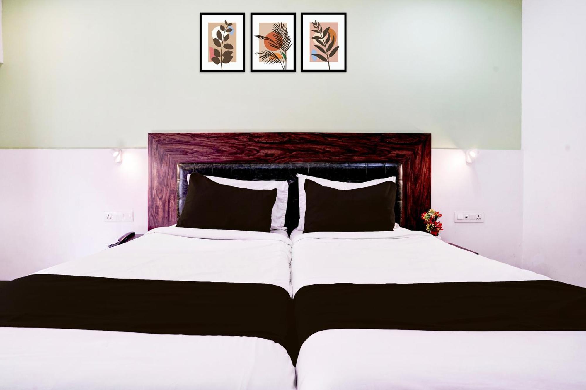 Townhouse Oak Kopar Khairane Navi Mumbai Formerly Ivy Hotel ภายนอก รูปภาพ