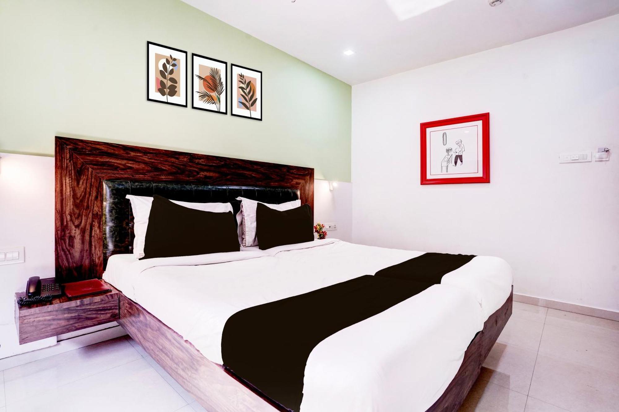 Townhouse Oak Kopar Khairane Navi Mumbai Formerly Ivy Hotel ภายนอก รูปภาพ