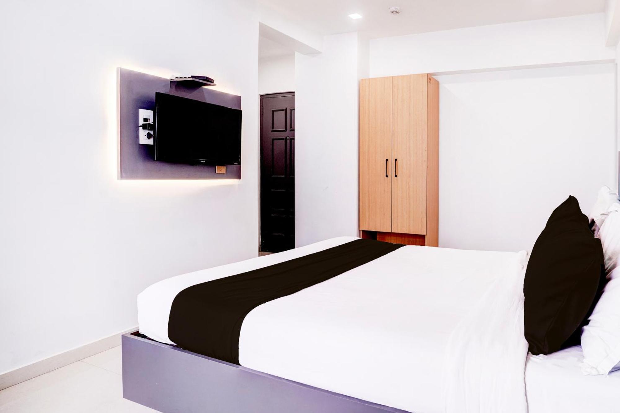 Townhouse Oak Kopar Khairane Navi Mumbai Formerly Ivy Hotel ภายนอก รูปภาพ