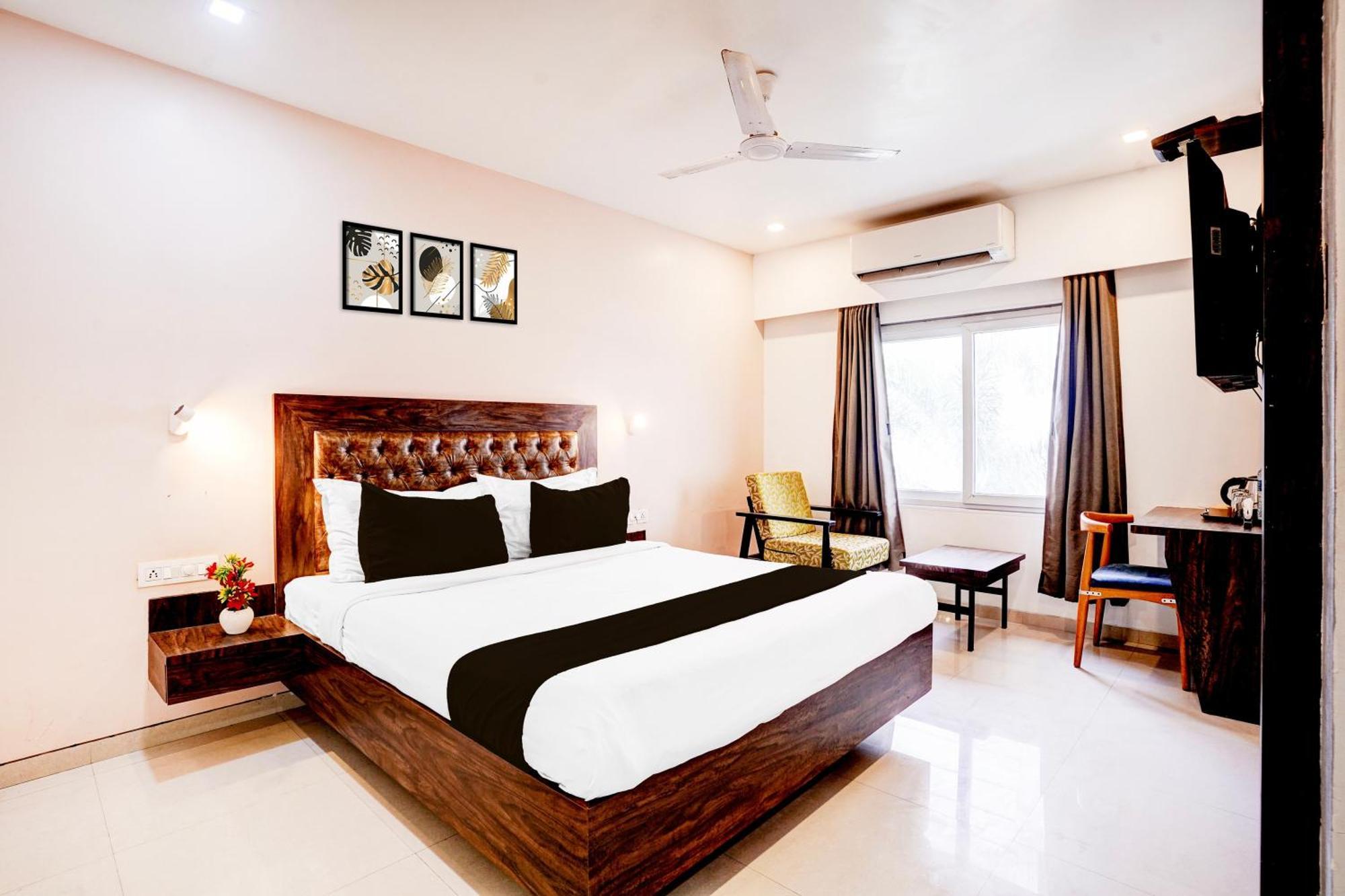 Townhouse Oak Kopar Khairane Navi Mumbai Formerly Ivy Hotel ภายนอก รูปภาพ