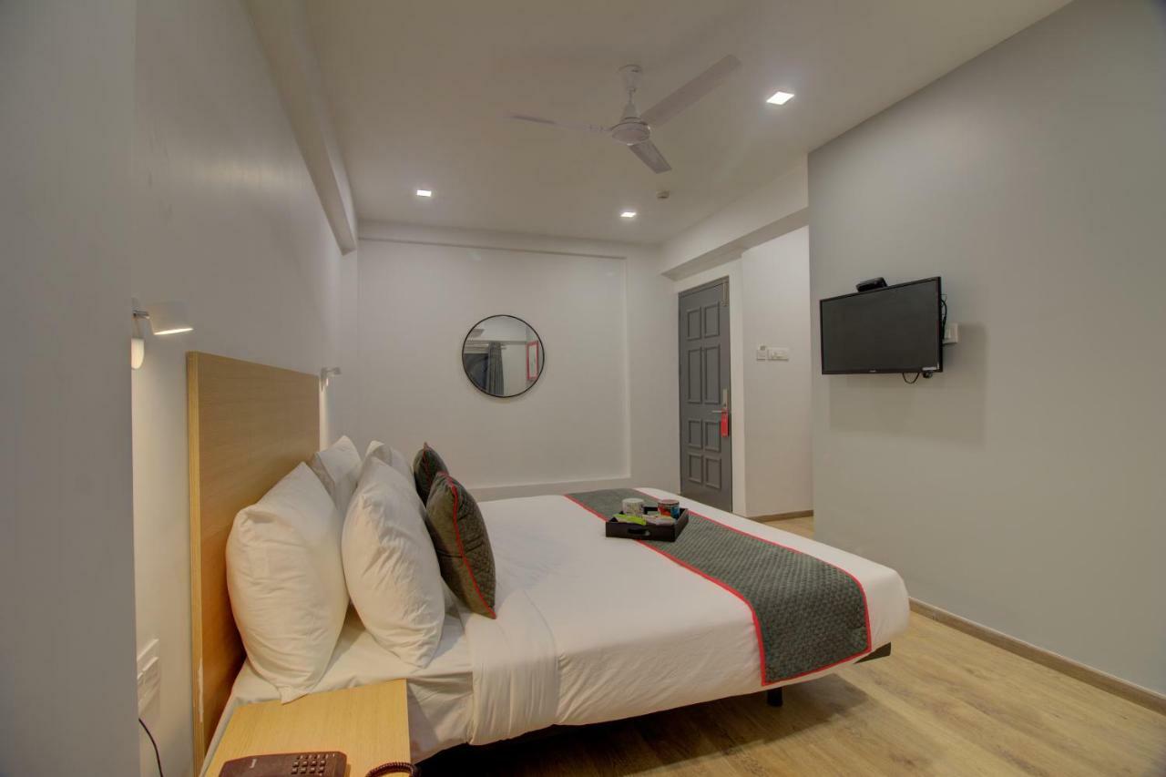 Townhouse Oak Kopar Khairane Navi Mumbai Formerly Ivy Hotel ภายนอก รูปภาพ