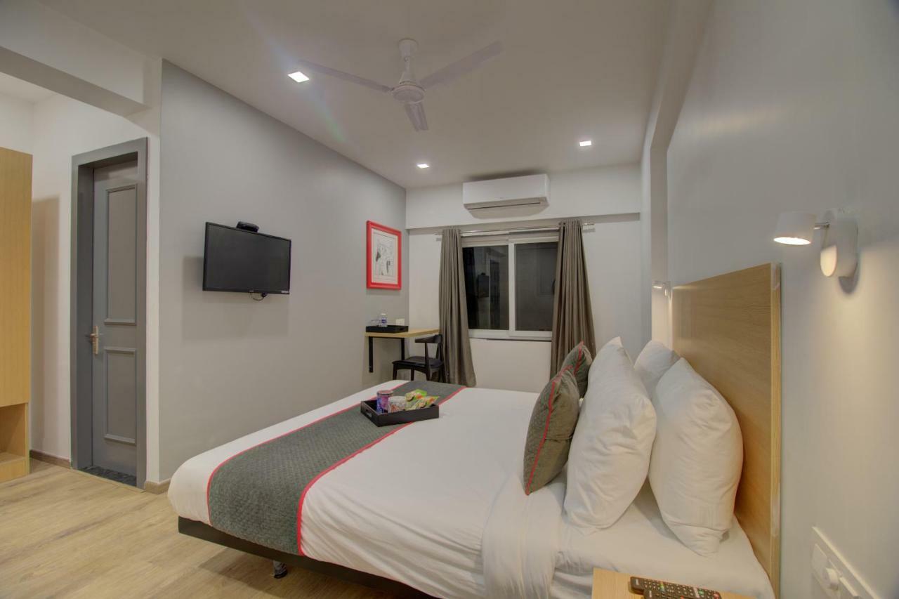 Townhouse Oak Kopar Khairane Navi Mumbai Formerly Ivy Hotel ภายนอก รูปภาพ